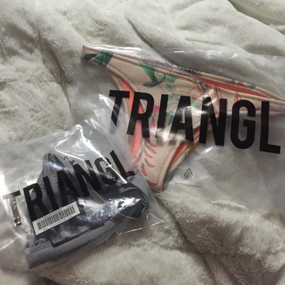 TRIANGL BIKINI BRAND NEW NEVER BEEN WORN. - Picture 1 of 4