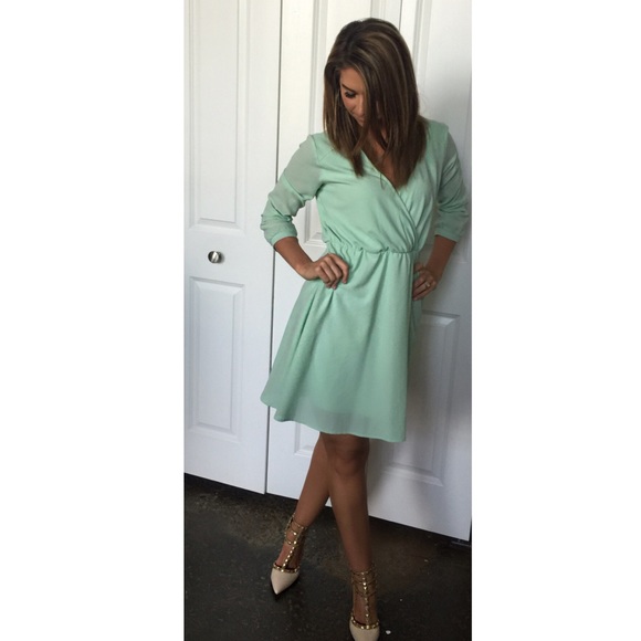 Charming Charlie's Mint Green Dress Size S