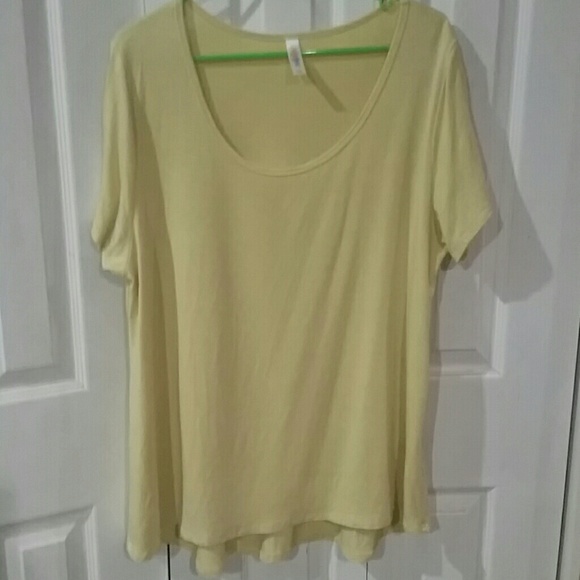 Lularoe Classic Tee