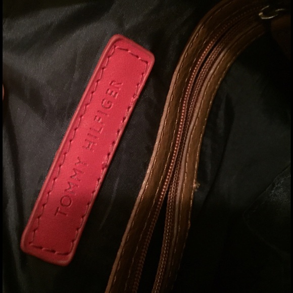 Tommy Hilfiger Purse - Picture 4 of 4