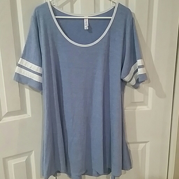 Lularoe Perfect Tee