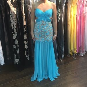 SHERRI HILL PROM DRESS