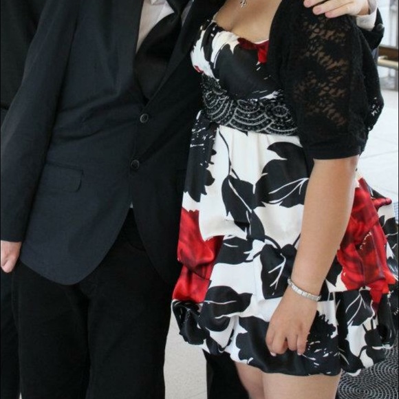 Formal floral dress from Macy's store - Picture 2 of 3