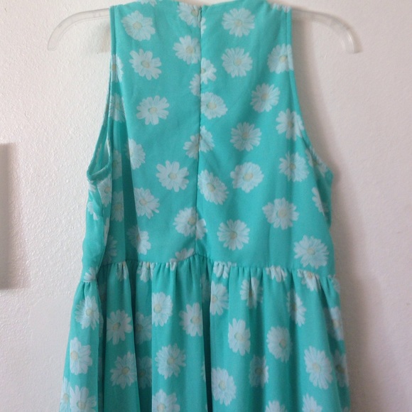 Mint green/blue daisy print dress. Size L - Picture 4 of 4