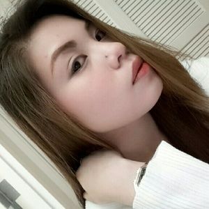 Meet your Posher, Julienne marie