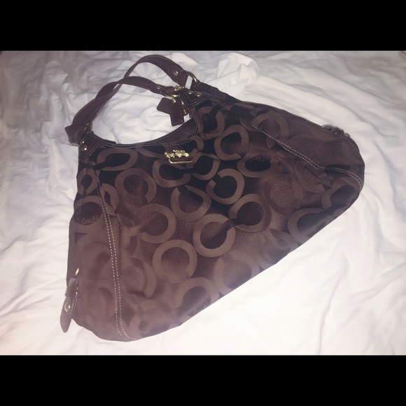 MINT CONDITION Coach large hand bag