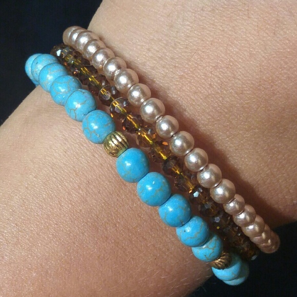 Turquoise beaded loop bracelet