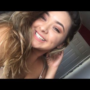 Meet your Posher, Fernanda