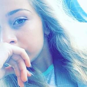 Meet your Posher, Rebecca