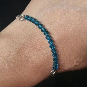 Dainty crystal beaded bracelet