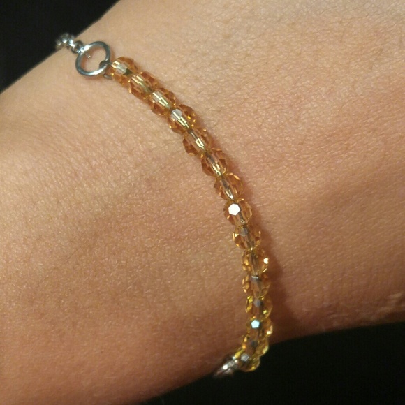 Dainty crystal beaded bracelet
