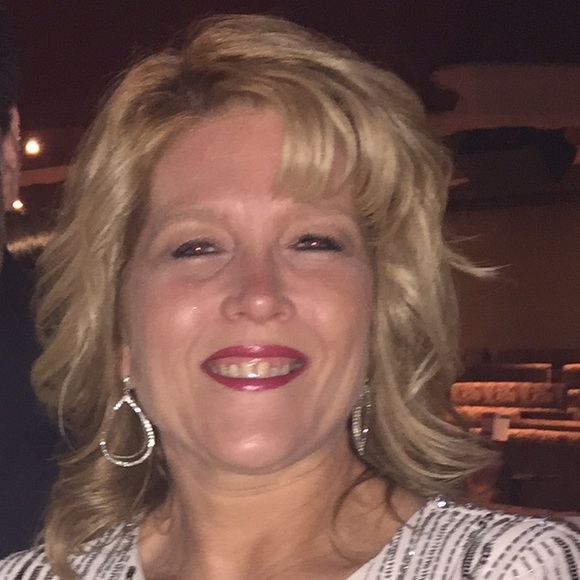 Meet your Posher, Karen