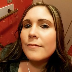 Meet your Posher, Candace