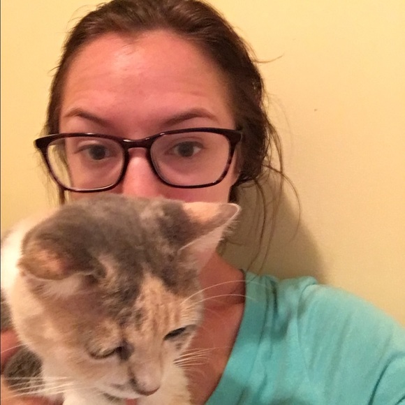 Meet your Posher, Samantha - Picture 3 of 3