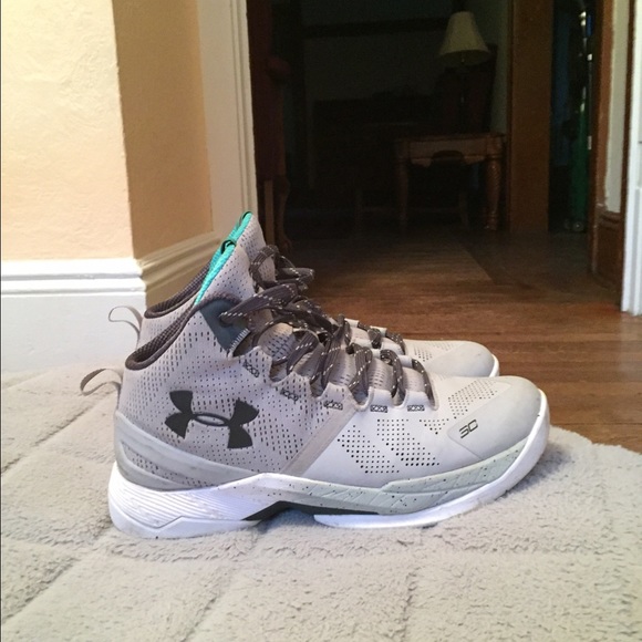 Trading - Picture 2 of 4