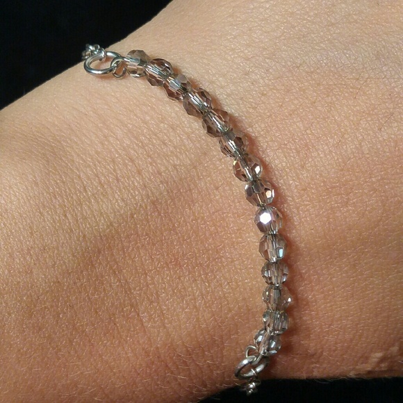 Dainty crystal beaded bracelet