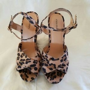 Sexy Cheetah Wedges