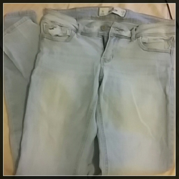 Hollister super skinnys