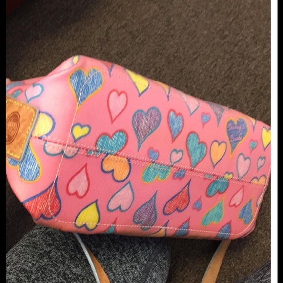 ❌SOLD❌SOLD❌SOLD❌DOONEY & BOURKE Pink crossbody Bag - Picture 3 of 4