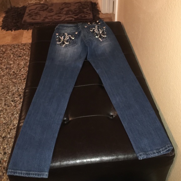 Miss Me Blue Jeans - Picture 2 of 4