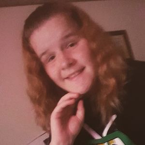 Meet your Posher, Dina