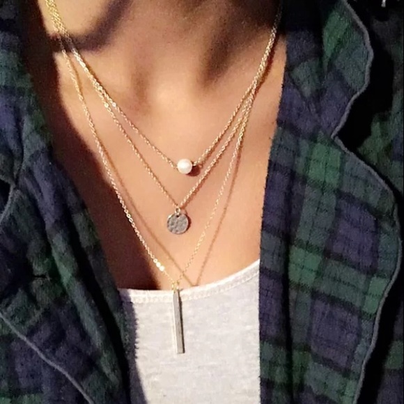 Necklace - Picture 1 of 2