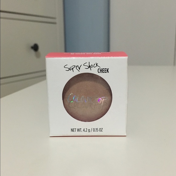 Colourpop highlighter: Spoon