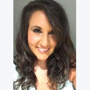 Meet your Posher, Larae