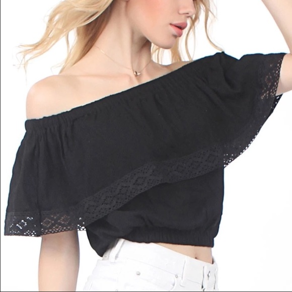 Black Casual Off Shoulder Top. - Picture 3 of 4