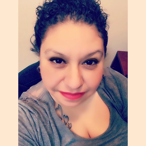 Meet your Posher, Gaby