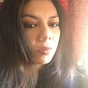 Meet your Posher, Elizabeth