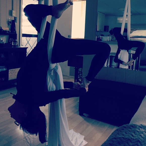 Extra petite closet - Picture 3 of 3