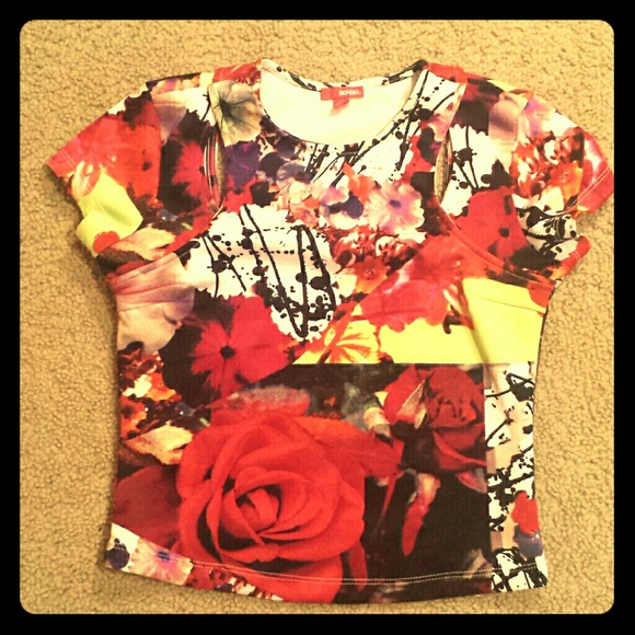 Cut Out Floral Spandex Crop Top