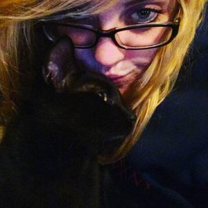 Meet your Posher, Nikki