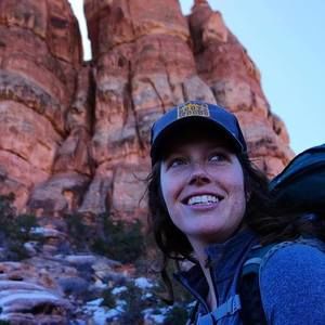 Meet your Posher, Caitlin