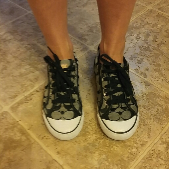 Coach Barrett shoes 6 1/2 B