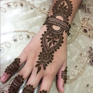 Meet your Posher, Rosey