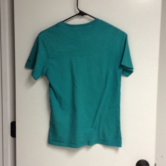 A reebok t shirt - Picture 2 of 4