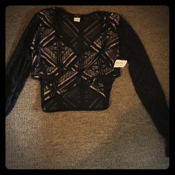 Sexy deep plunging wrap crop top.