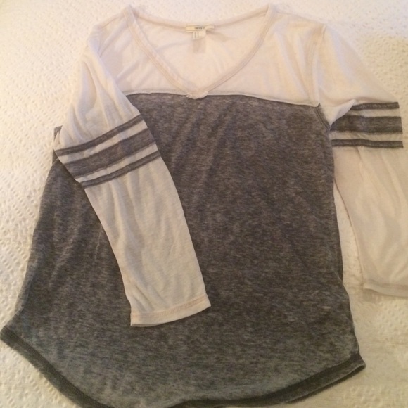 Baseball tee brand new never worn