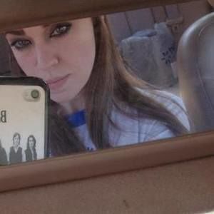 Meet your Posher, Pamela