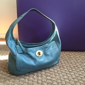 Coach leather  shoulder bag