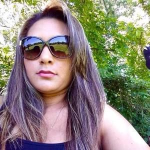 Meet your Posher, Sandy