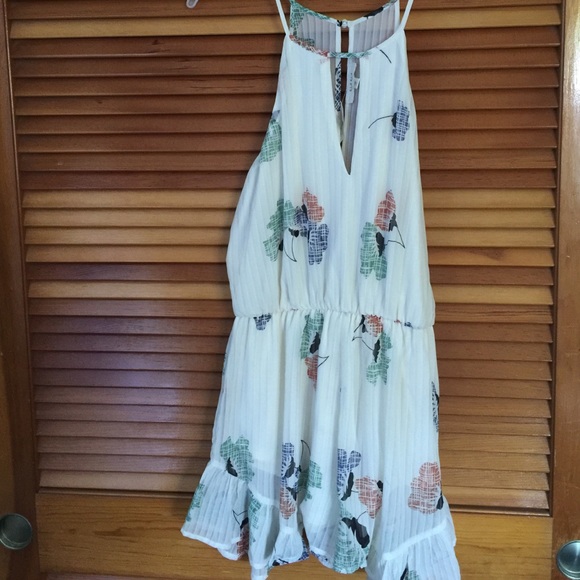 NWT floral romper (boutique)