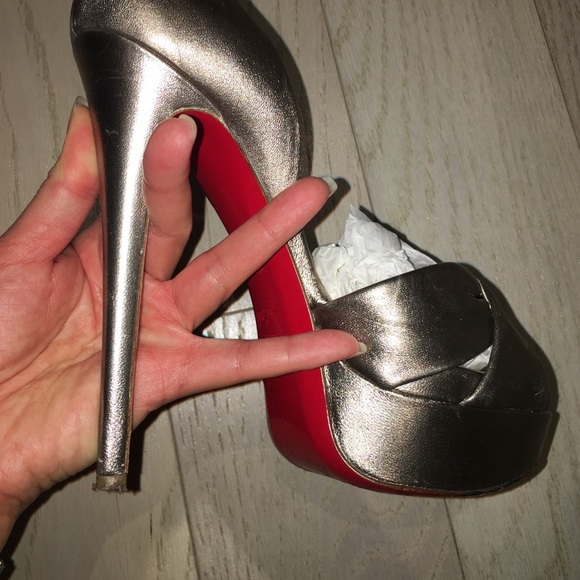 Louboutins- Volpi 150 Nappa Silk - Picture 5 of 7