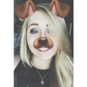 Meet your Posher, Alexis