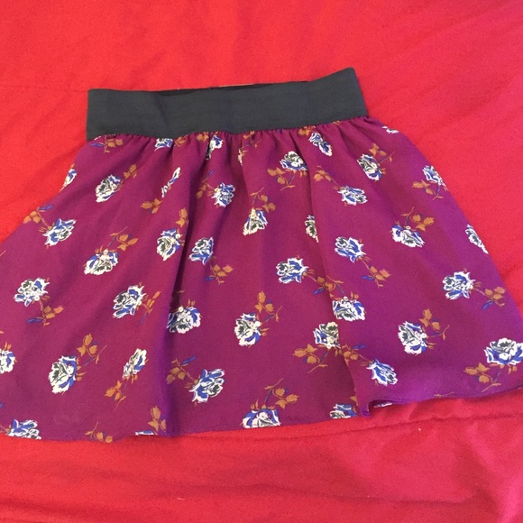 Forever 21 floral skirt