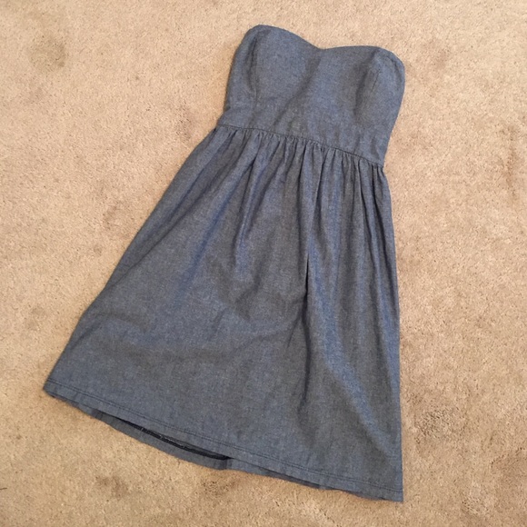 Strapless dress