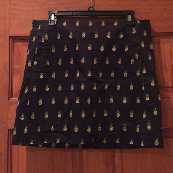 Pineapple print skirt