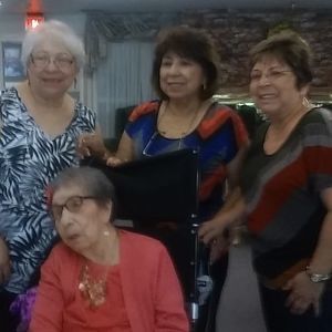 Meet your Posher, Deborah an